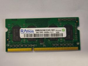 Оперативная память RAMos 2GB DDR3 1600MHz SO-DIMM EMB2G0561CAD-16IC для ноутбука