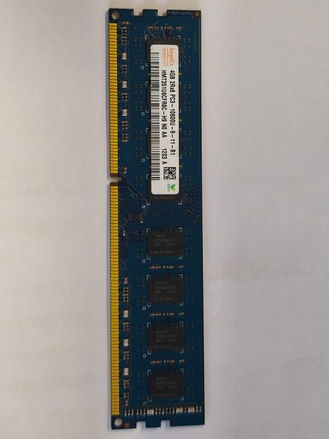 Оперативная память Hynix 4GB DDR3 1333MHz DIMM HMT351U6CFR8C-H9 для ПК
