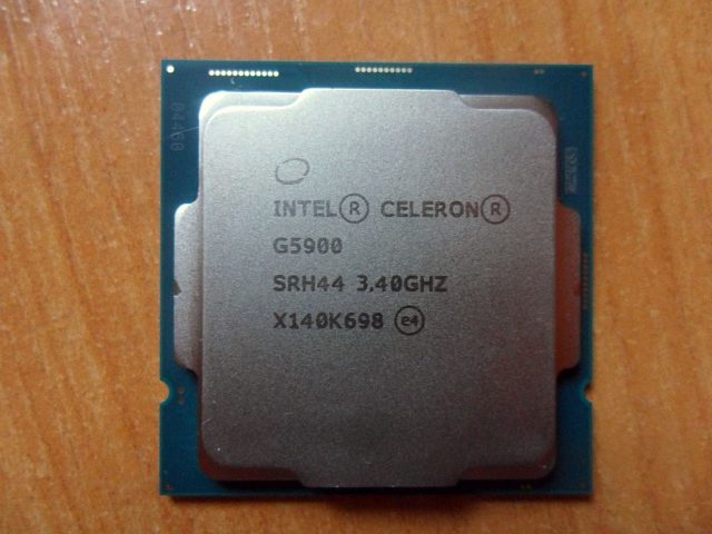 Процессор Intel Celeron G5900 LGA1200, 3,4Ггц, 2 ядра,2 потока.