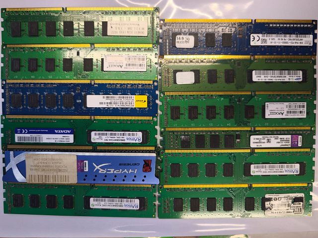 Оперативная память DDR3 1GB для ПК, много планок в наличии
